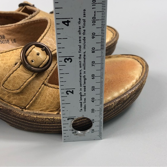 Born Women’s Tan Block Heel Sandals Size 7M - Picture 11 of 13